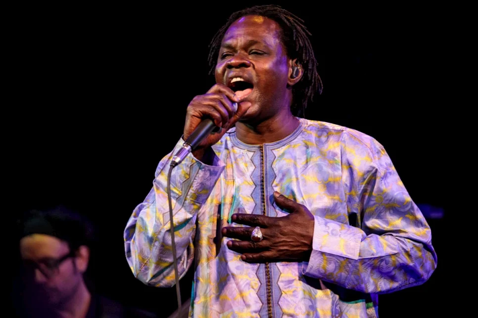 PAYS DE GALLES : BAABA MAAL INVITE VEDETTE DU HAY FESTIVAL