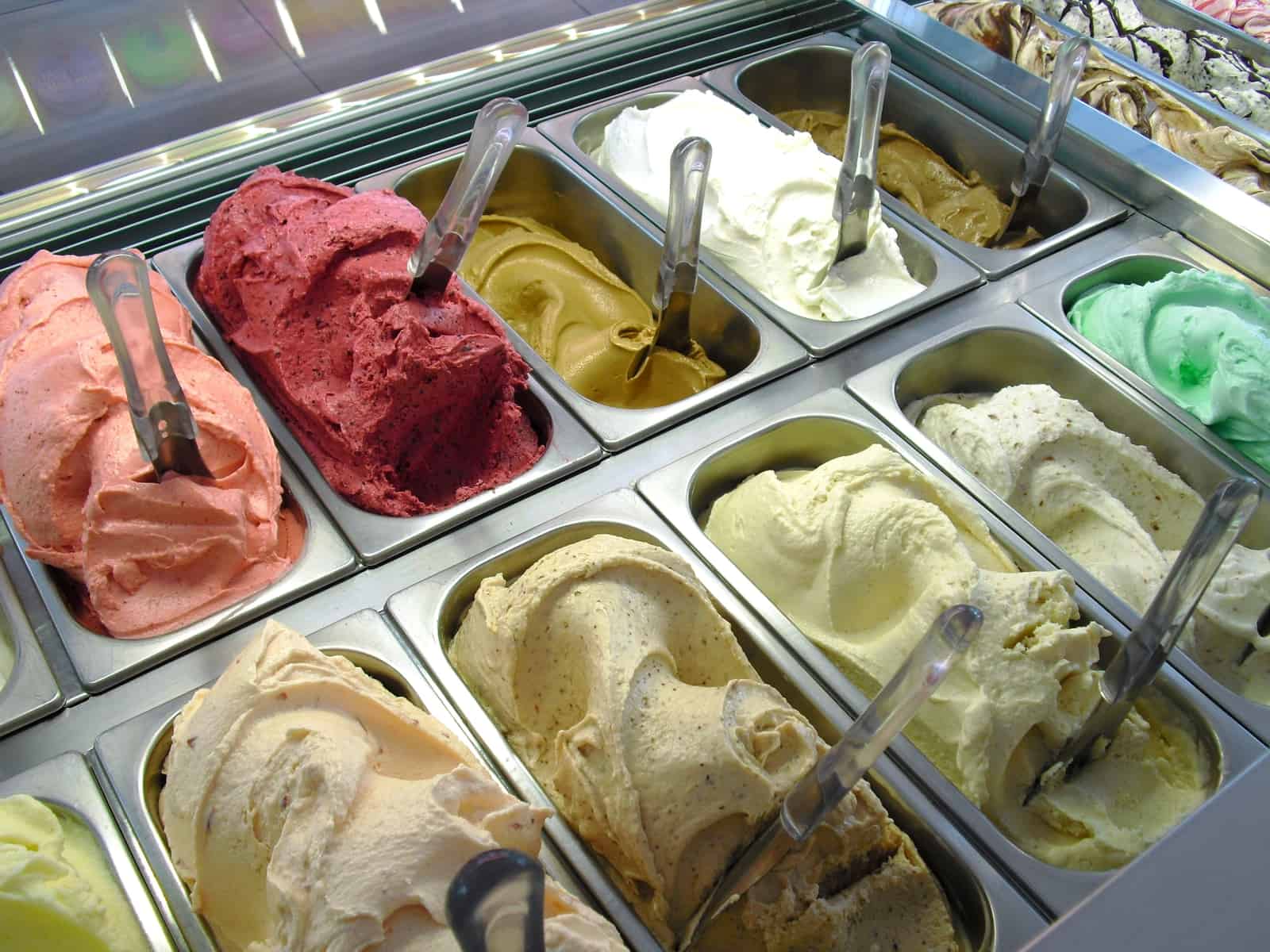 GLACIERS À DAKAR | QUAND LES GOÛTS ET LES PARFUMS FONT L'AFFLUENCE