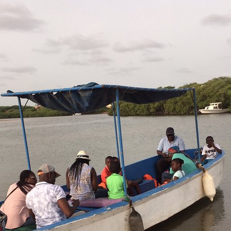 SOMONE | BALADE EN PIROGUE SUR LA LAGUNE