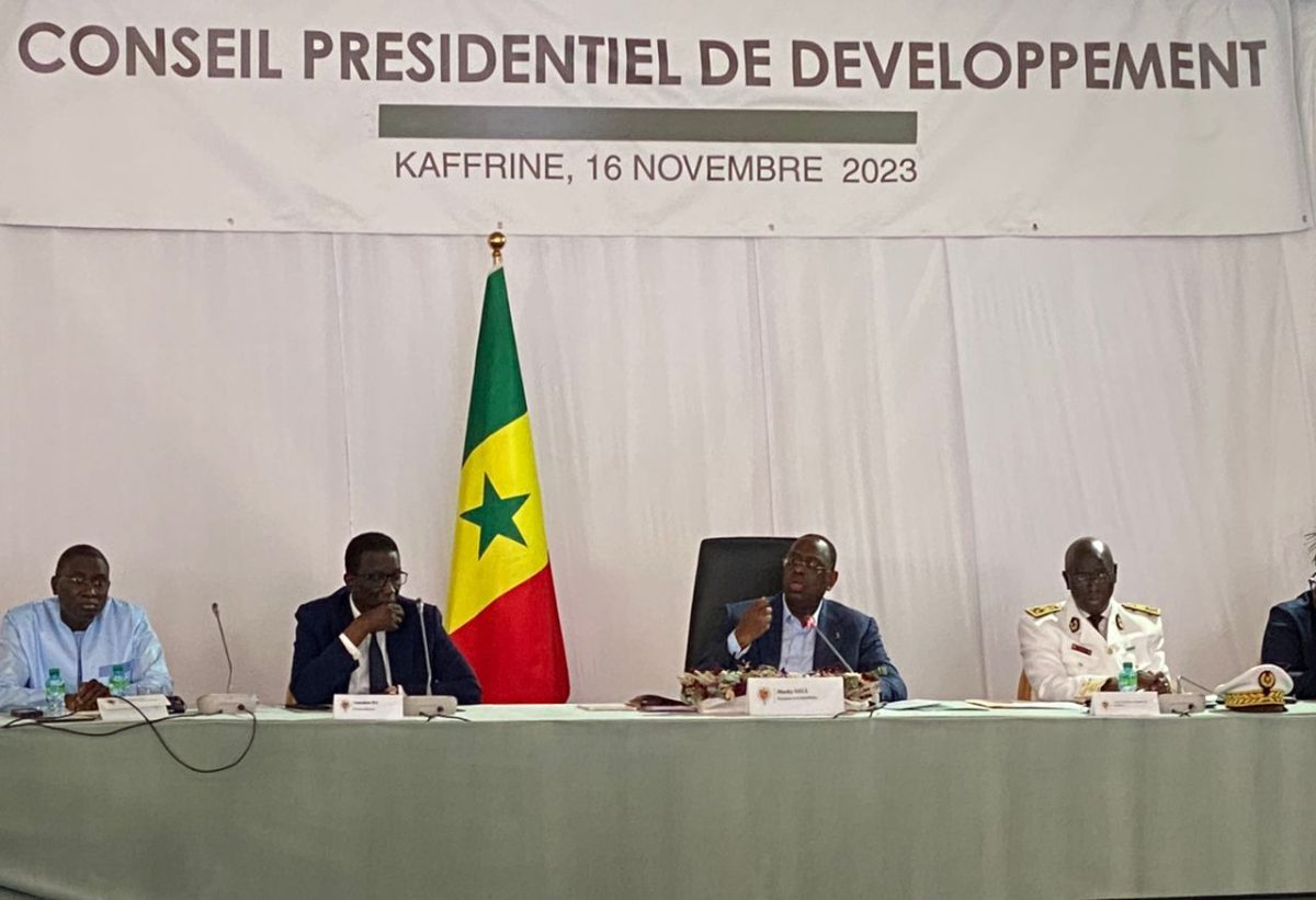 CONSEIL PRESIDENTIEL DE DEVELOPPEMENT DE KAFFRINE |700 MILLARDS DE FRANCS CFA EN 10 AXES