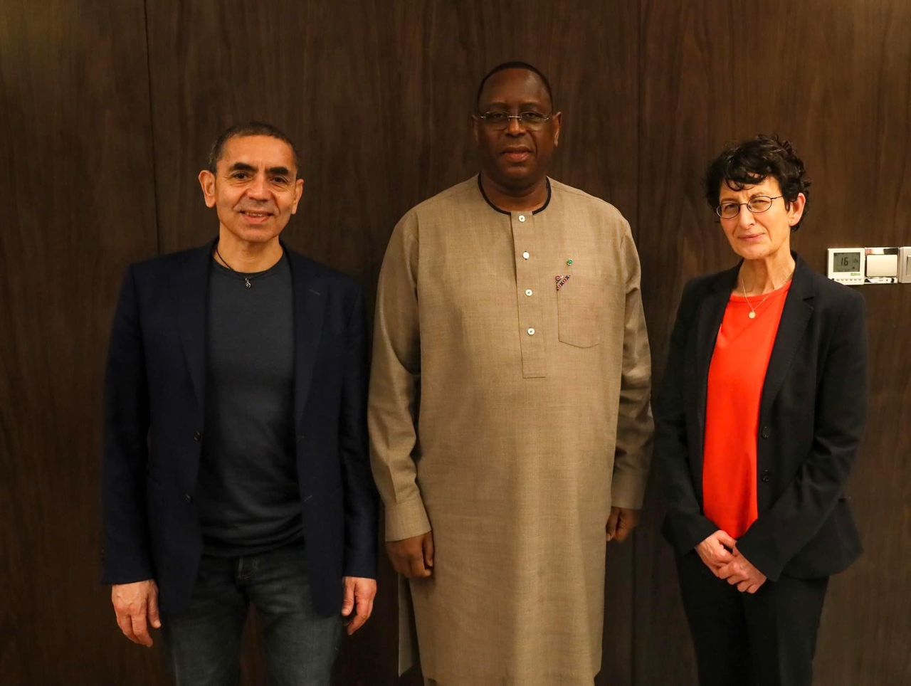 À KIGALI, LE PRESIDENT MACKY SALL S’EST ENTRETENU AVEC LES CO-FONDATEURS DE LA FIRME BIOTECHNOLOGIQUE