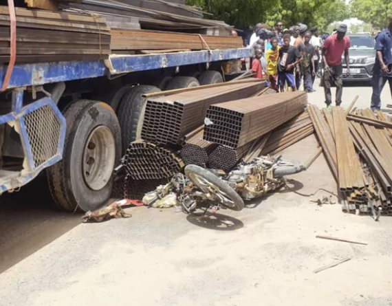 LOUGA | UN CONDUCTEUR DE MOTO ”JAKARTA” MORTELLEMENT TOUCHÉ PAR DES BARRES DE FER TOMBÉES D’UN CAMION