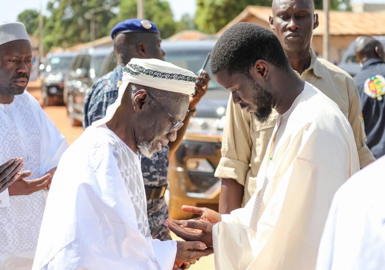 LE PRÉSIDENT BASSIROU DIOMAYE RÉAFFIRME SON ENGAGEMENT À MODERNISER LES CITÉS RELIGIEUSES, INTÉGRANT BIGNONA