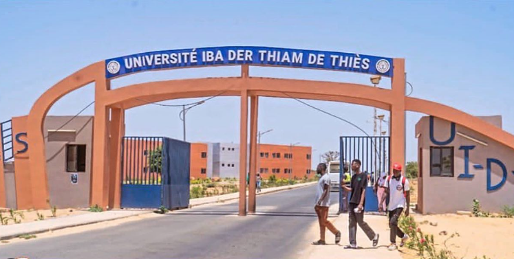 UNIVERSITÉ IBA DER THIAM DE THIÈS | LE COLLECTIF ÉTUDIANTS DEMANDE L’ACHÈVEMENT DES TRAVAUX DE CONSTRUCTION