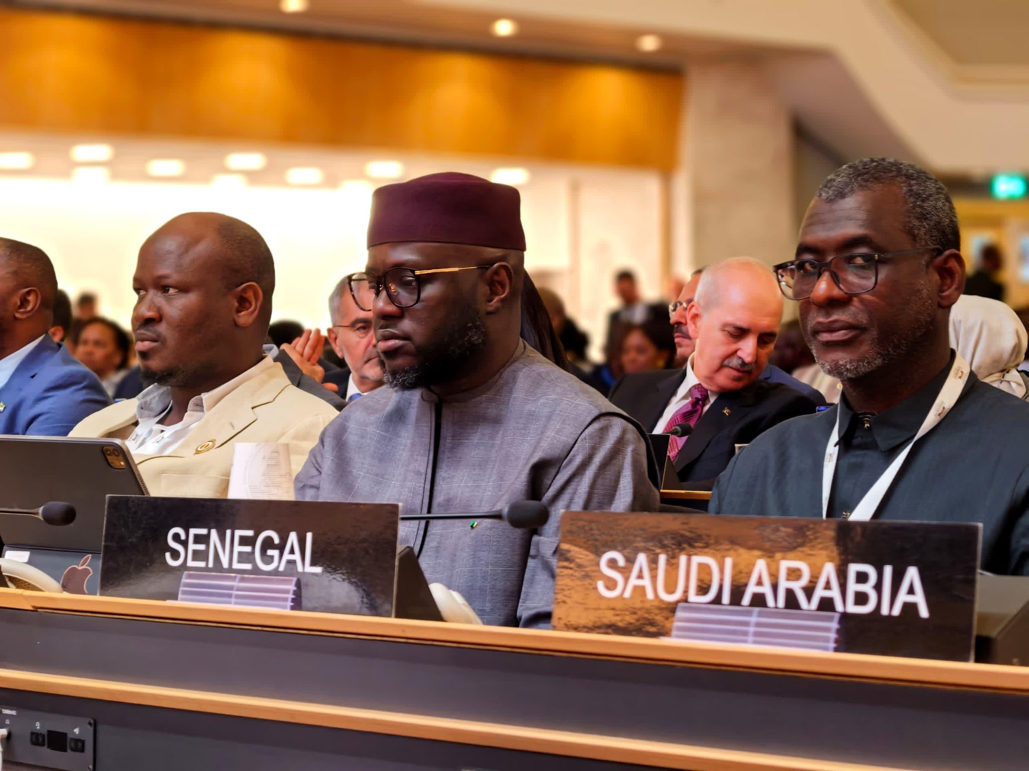 DIPLOMATIE PARLEMENTAIRE : EL MALICK NDIAYE REPRÉSENTE LE SÉNÉGAL À LA 6E CONFÉRENCE MONDIALE DES PRÉSIDENTS DE PARLEMENT À GENÈVE