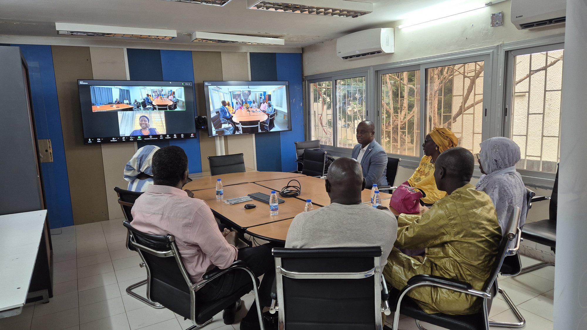 DEUX NOUVELLES SALLES DE VISIOCONFÉRENCE POUR RENFORCER LA FORMATION À DISTANCE À L’UCAD