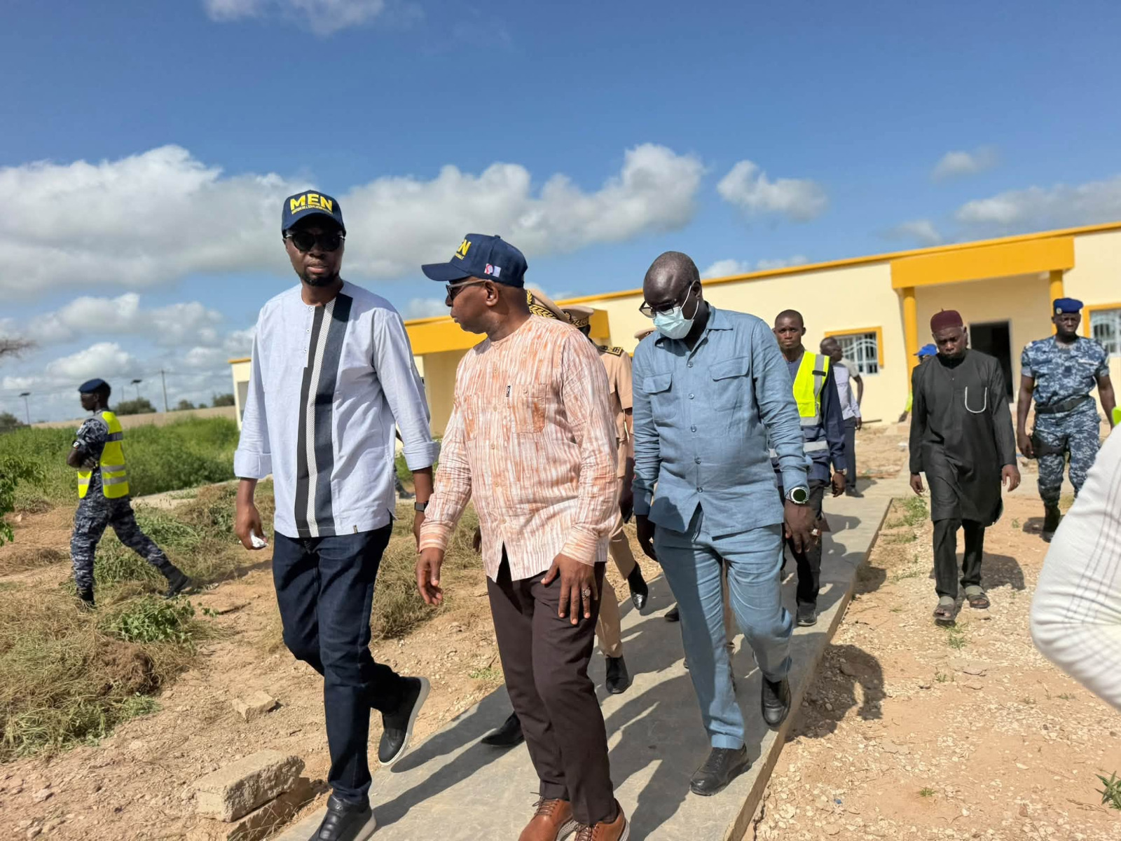 Rentrée scolaire : Moustapha Guirassy sur le terrain à Cambérène et Pikine ce lundi